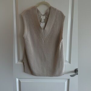 Knit sweater vest